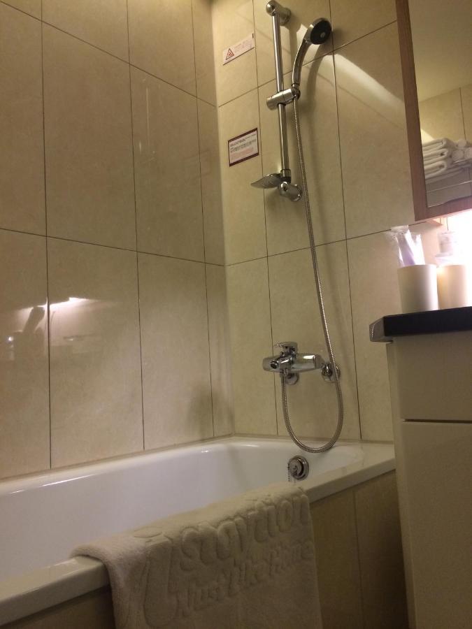 Aj Residence 安捷國際公寓酒店 Taipei Esterno foto